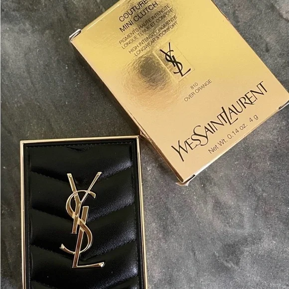 YSL EYE SHADOWS PALLETE 810 over orange